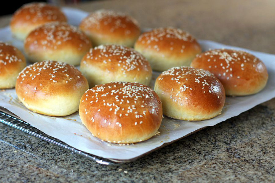 طرز تهیه نان همبرگر